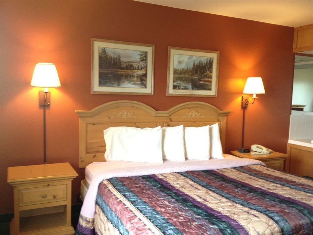 Regency Inn And Suites Stilwell Buitenkant foto